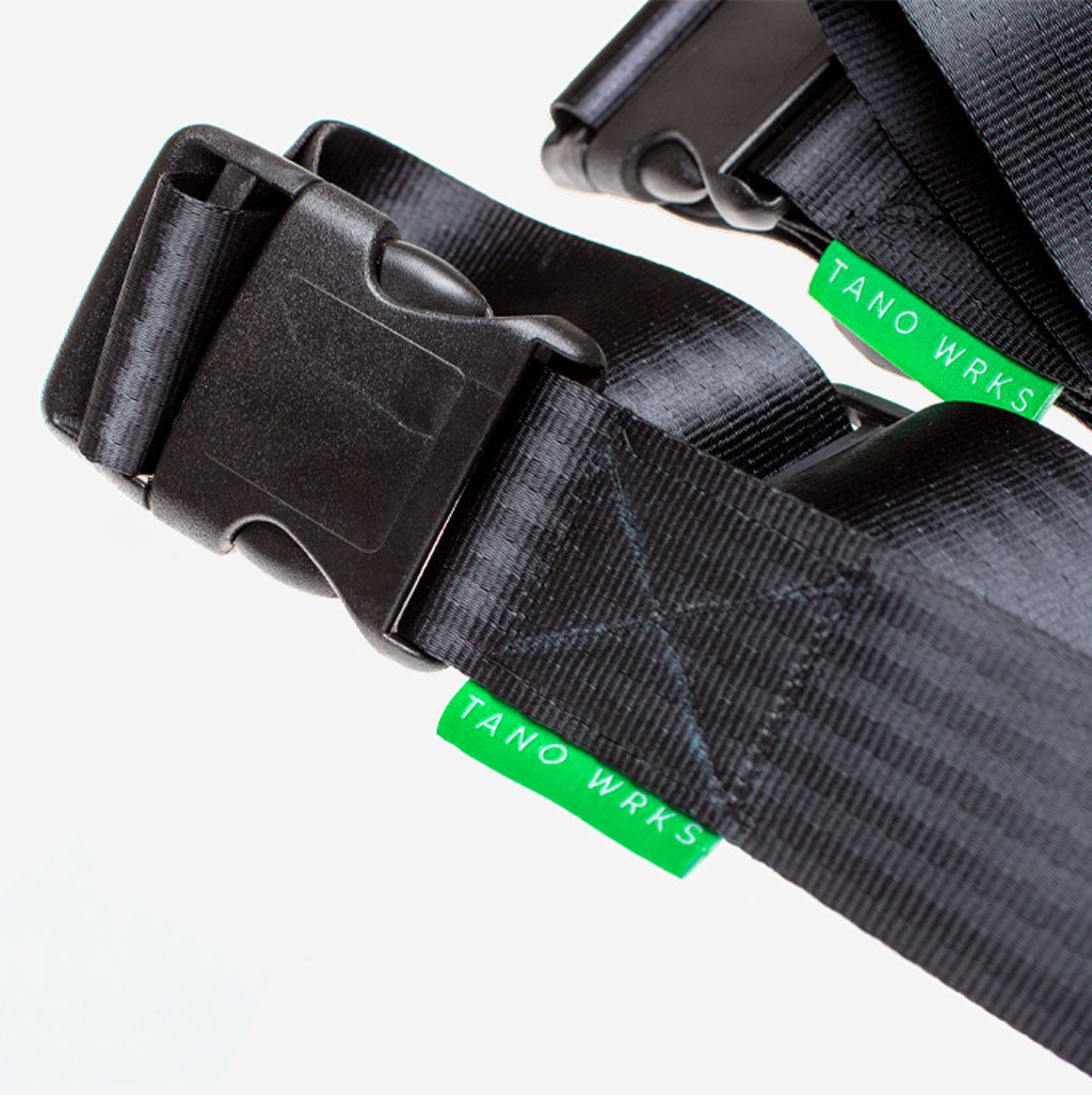 TANO WRKS Omnium Cargo Straps buckle
